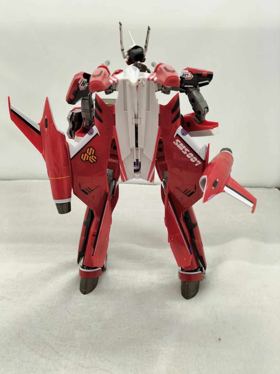 BANDAI DX Chogokin YF-29 Durandal Valkyrie〈Saotome Alto's Unit〉