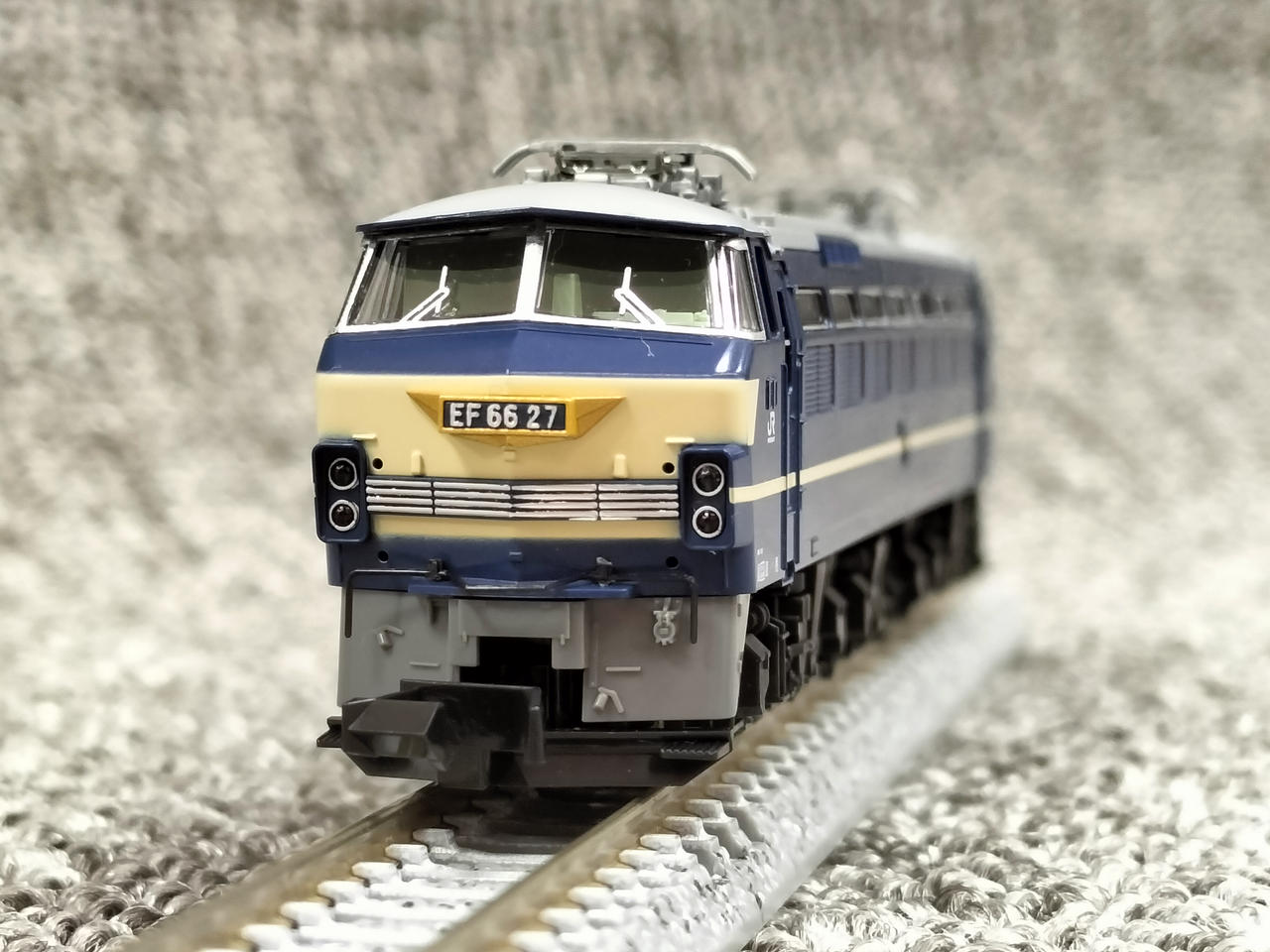 TOMIX JR EF66 0 sorozatszám 27 7159 – BanzaiHobby
