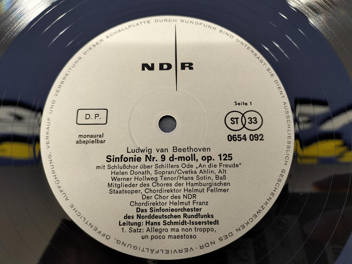 NDR Beethoven 'Symphony No. 9' 0654 092/093