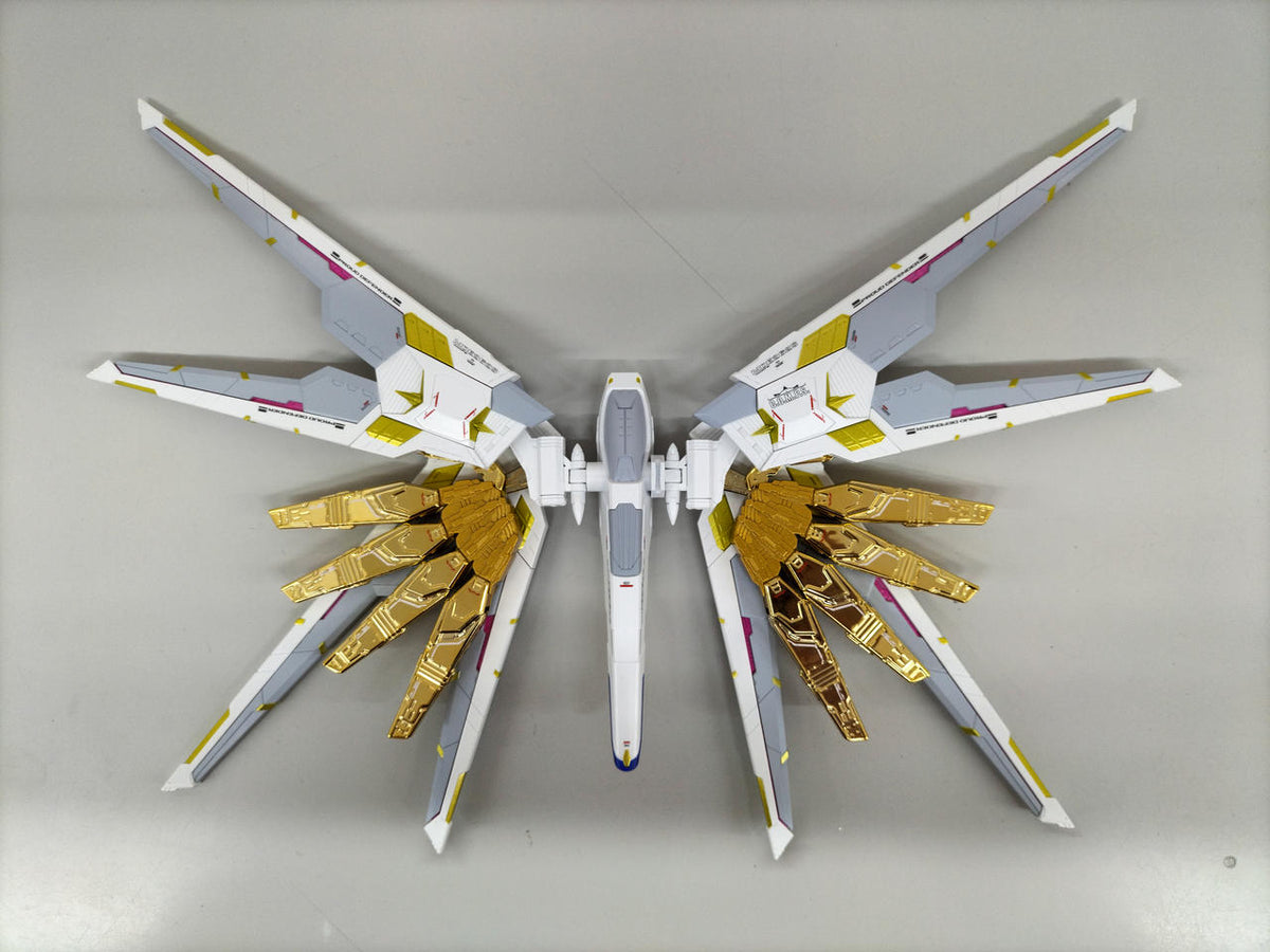 BANDAI Chogokin Mighty Strike Freedom Gundam