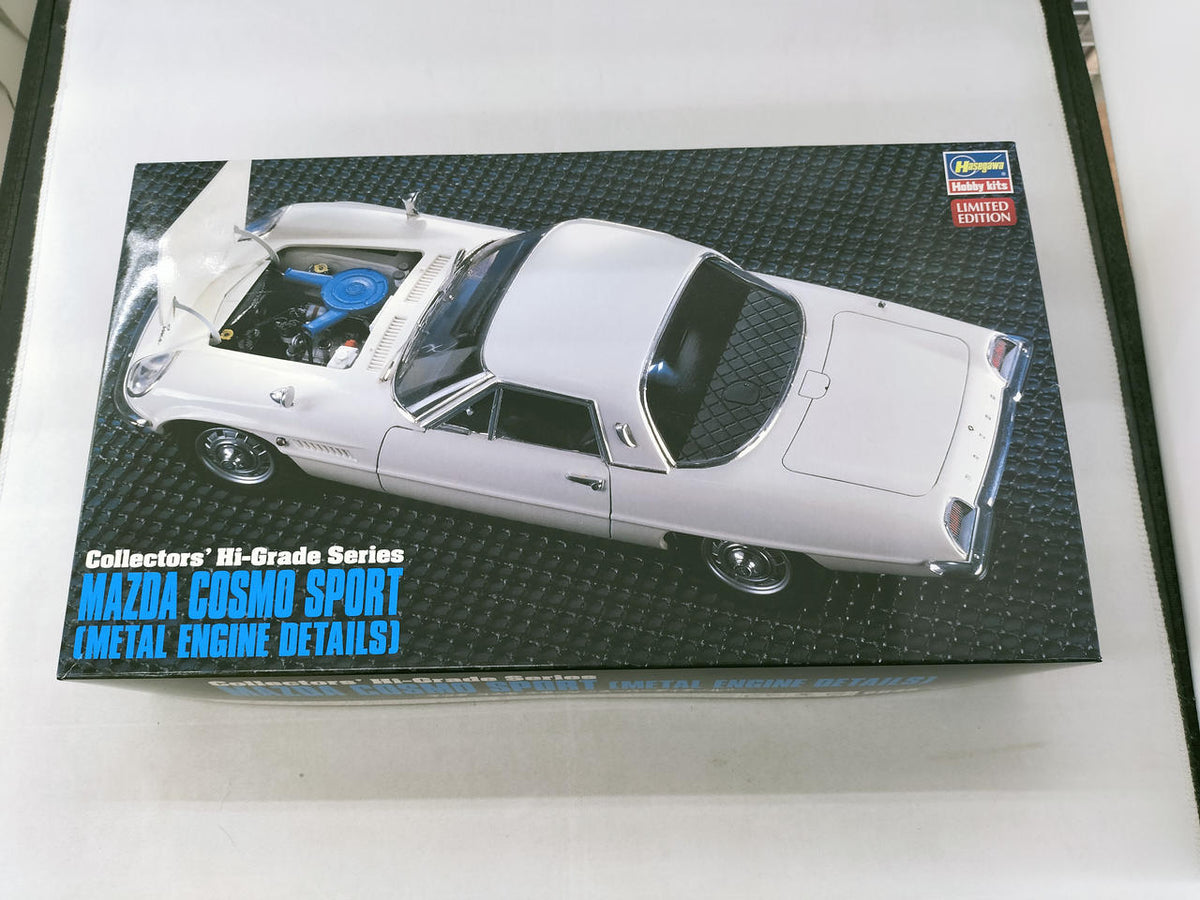 Hasegawa Mazda Cosmo Sport Super Detail 1/24 Scale - Banzai Thrifting | BanzaiHobby