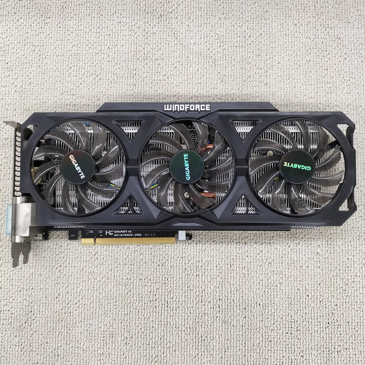 GIGABYTE Graphics Card: GV-N760OC-2GD
