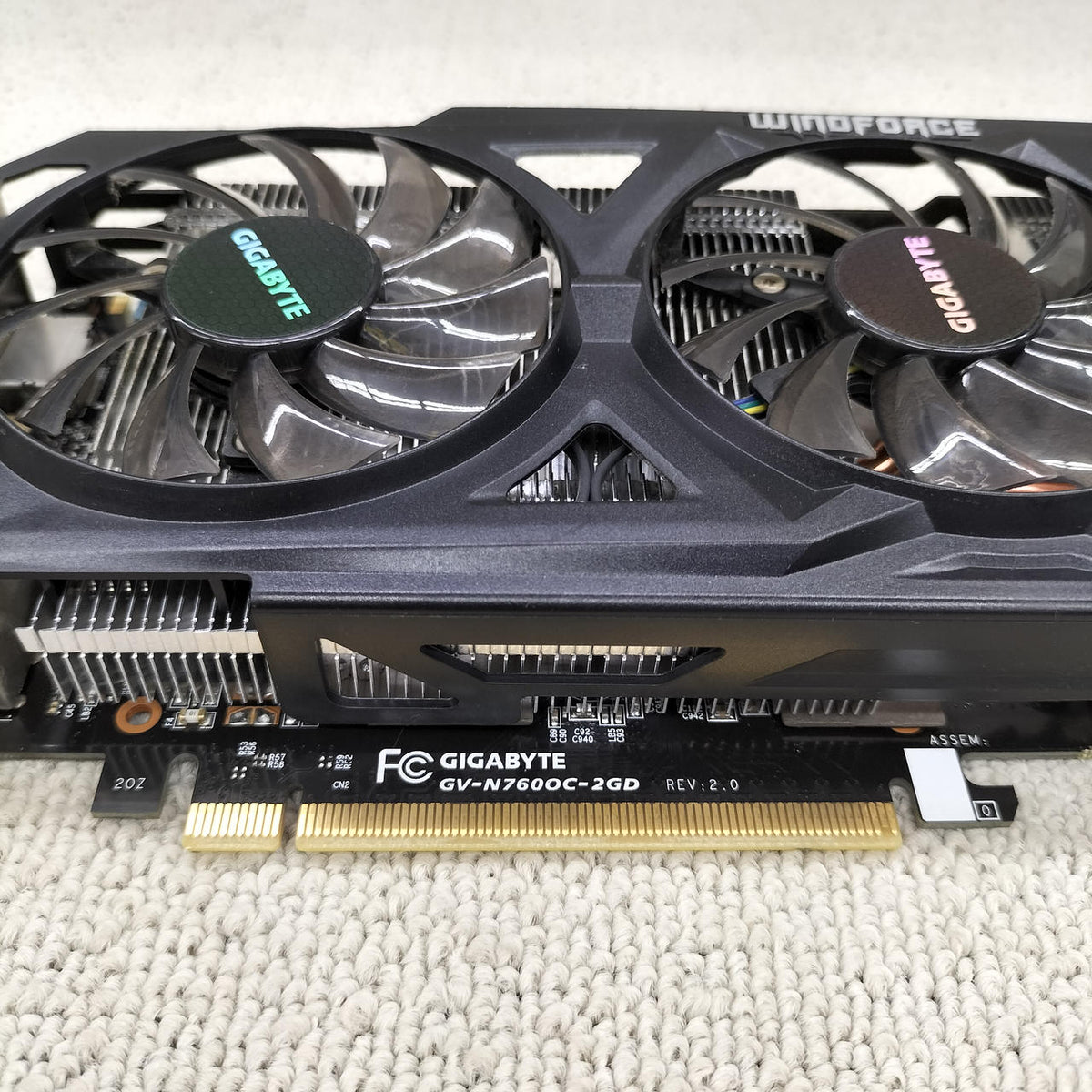 GIGABYTE Graphics Card: GV-N760OC-2GD