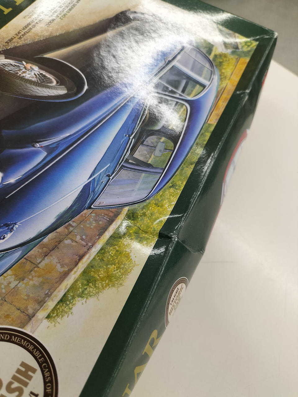 Tamiya Historic Car Series 1/24 Jaguar Mark II Saloon - Banzai Thrifting | BanzaiHobby