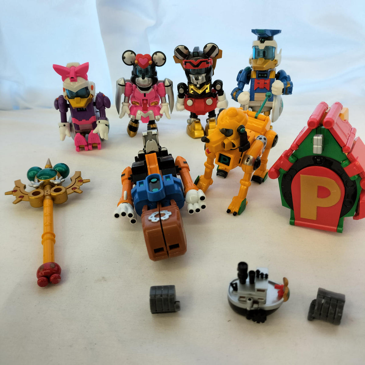 BANDAI Chogokin Super Combination King Robo Mickey & Friends