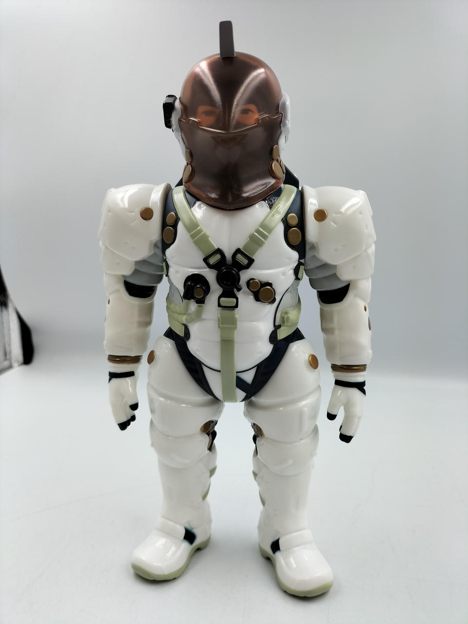 Medicom Toy Soft Vinyl Figure Ludens - Medicom Toy Banzai Hobby