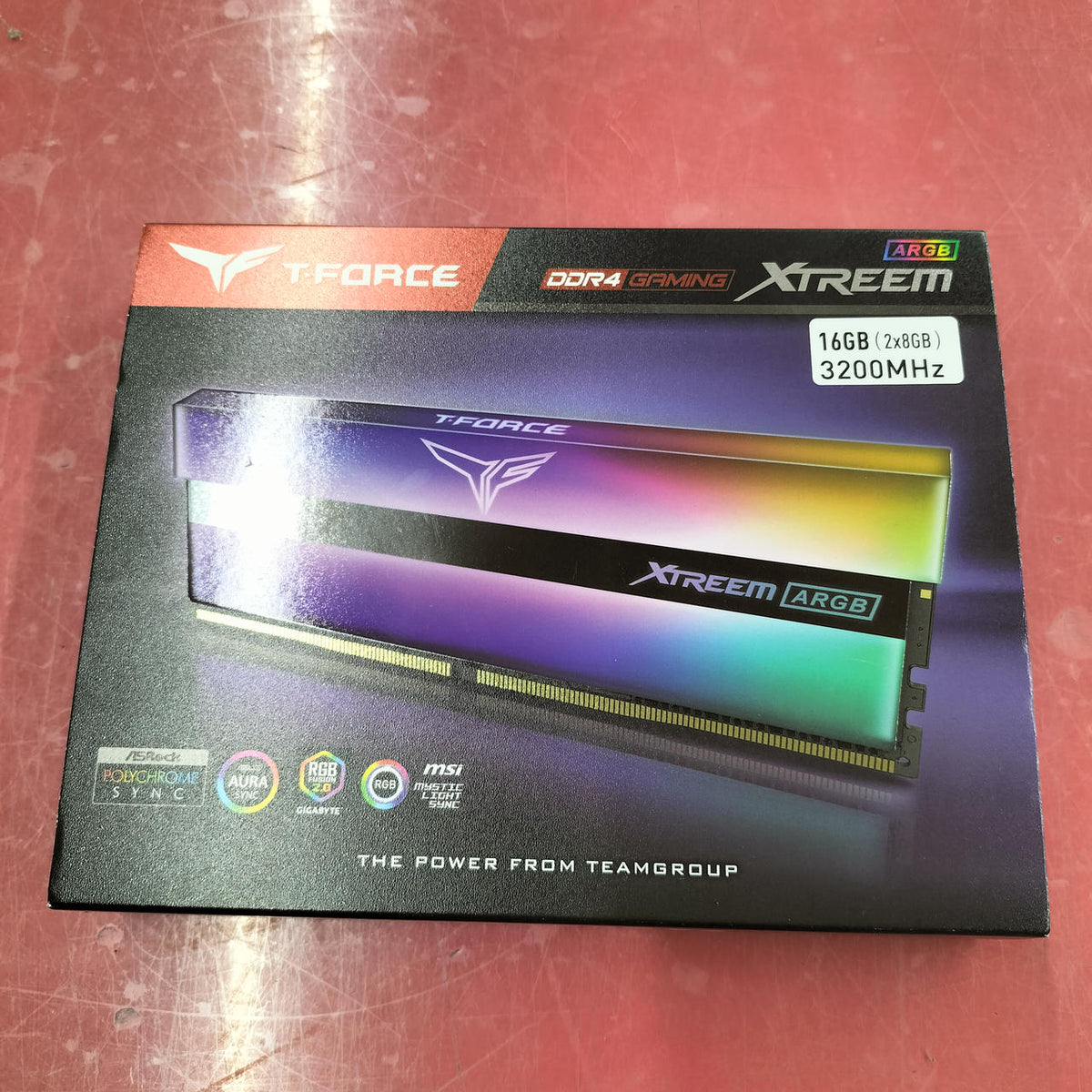 TEAM PC Memory TF10D432G3200HC16CDC01