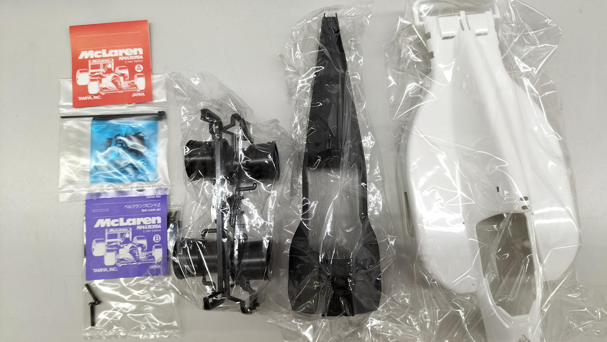 Tamiya 1/12 Plastic Model McLaren MP4/6 Honda
