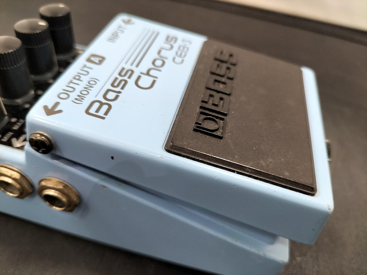 BOSS Bass Chorus CEB-3