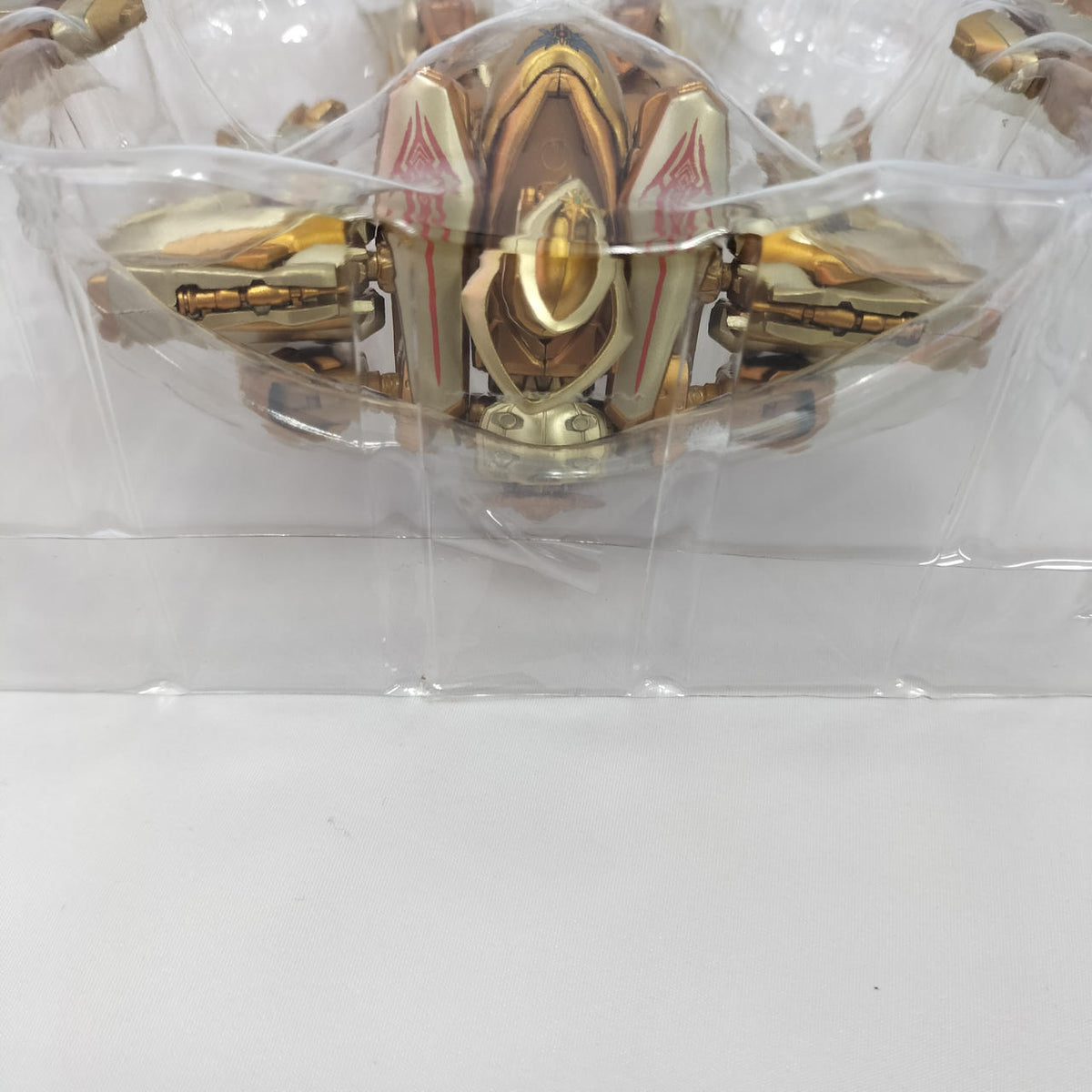 BANDAI Super Robot Chogokin: Aquarion of Genesis Gold Solar Aquarion