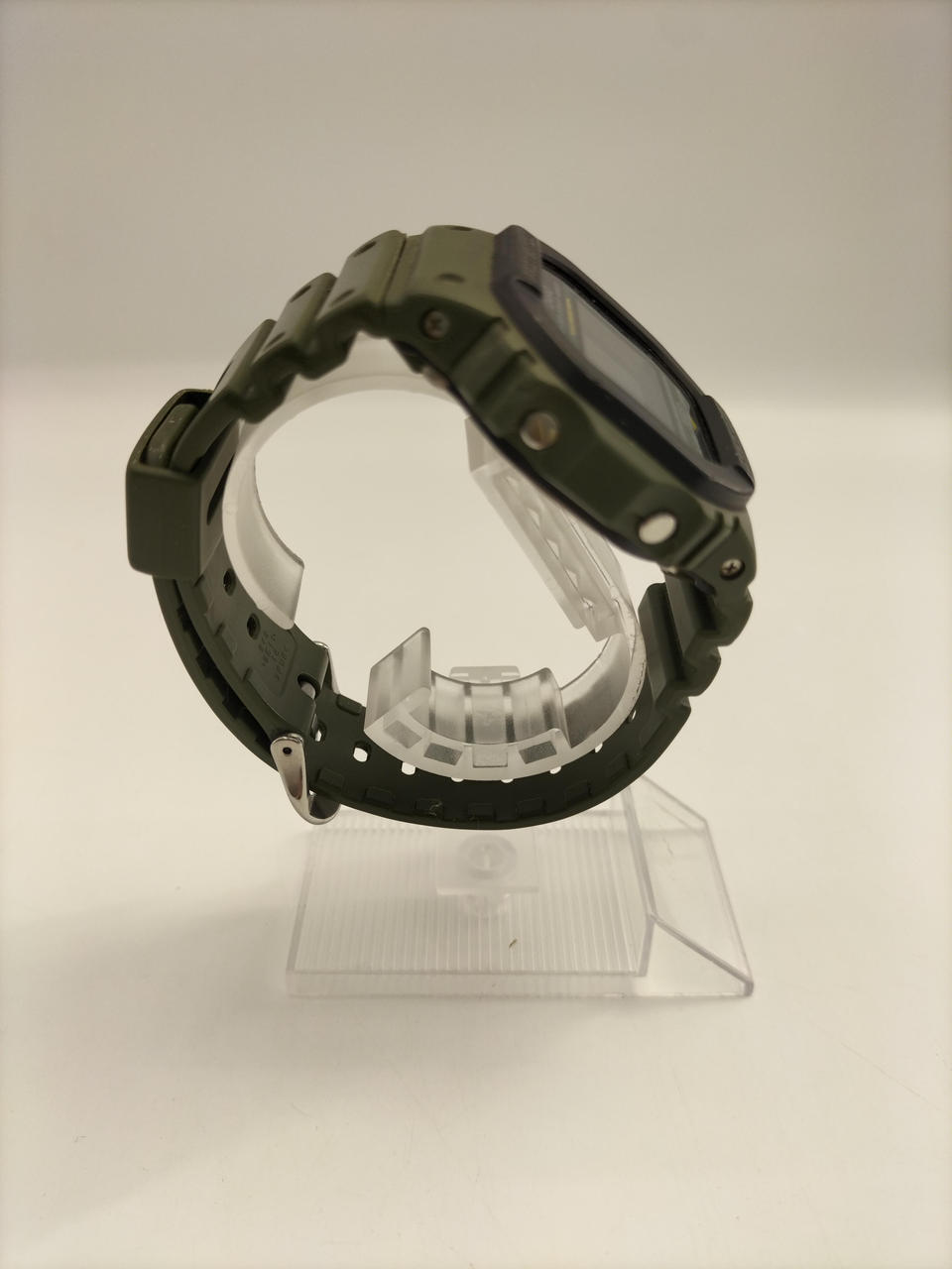 CASIO G-SHOCK DW-5610SU