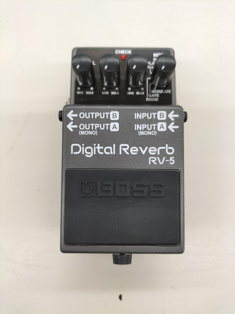 BOSS Effects pedal: RV-5