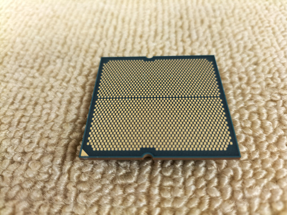 AMD CPU RYZEN 7 9800X3D