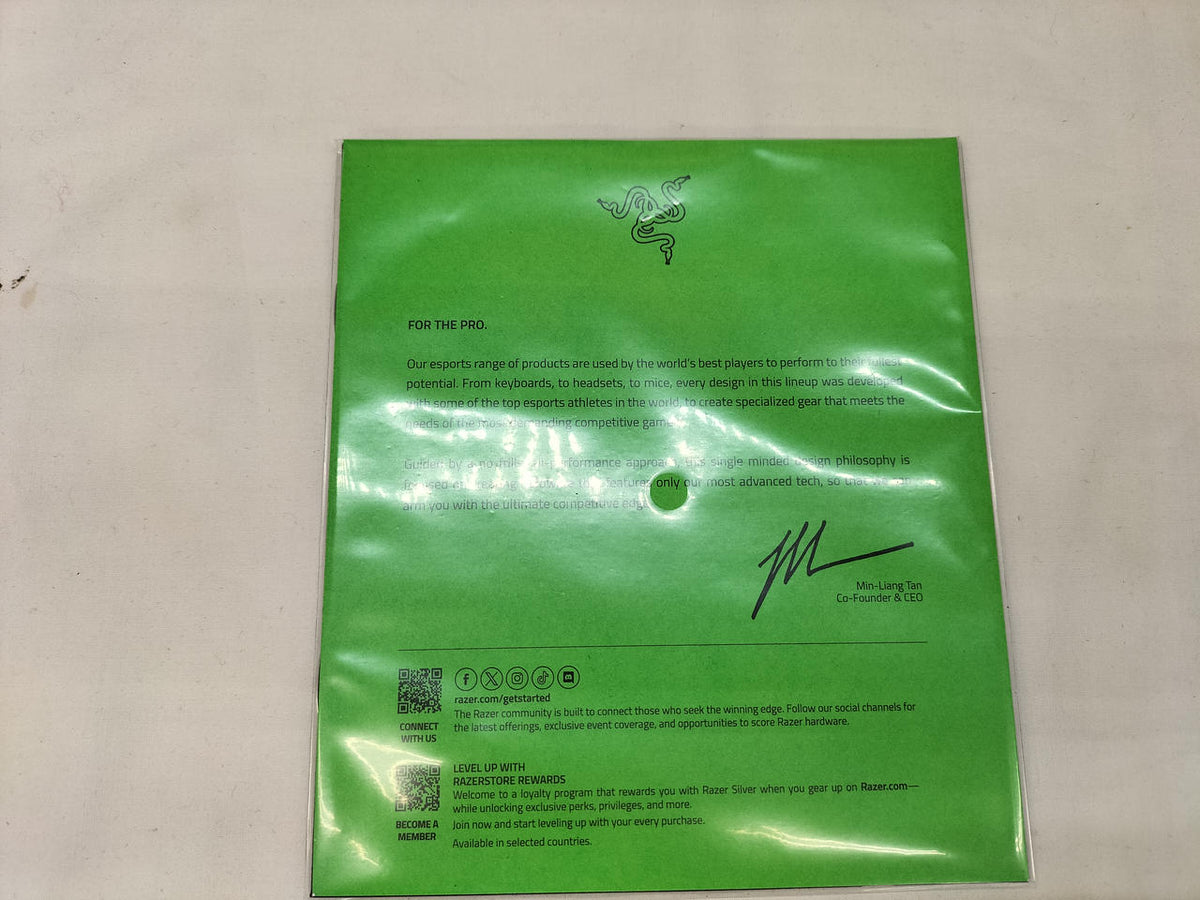RAZER DEATHADDER V4 PRO RZ01-0533 - Banzai Thrifting | BanzaiHobby