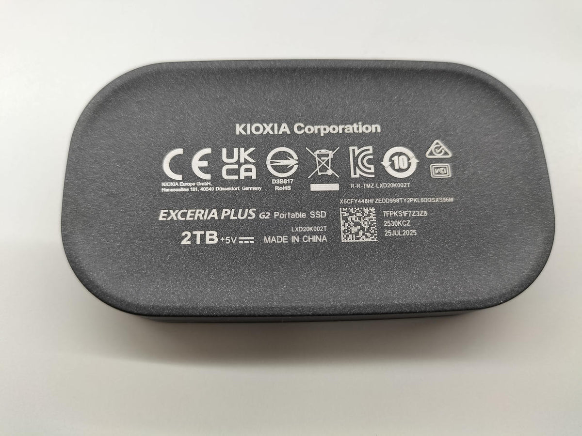 KIOXIA 4K Video Instantly Upgraded EXCERIA PLUS G2 SSD-PKP2.0U3G2-B - Banzai Thrifting | BanzaiHobby