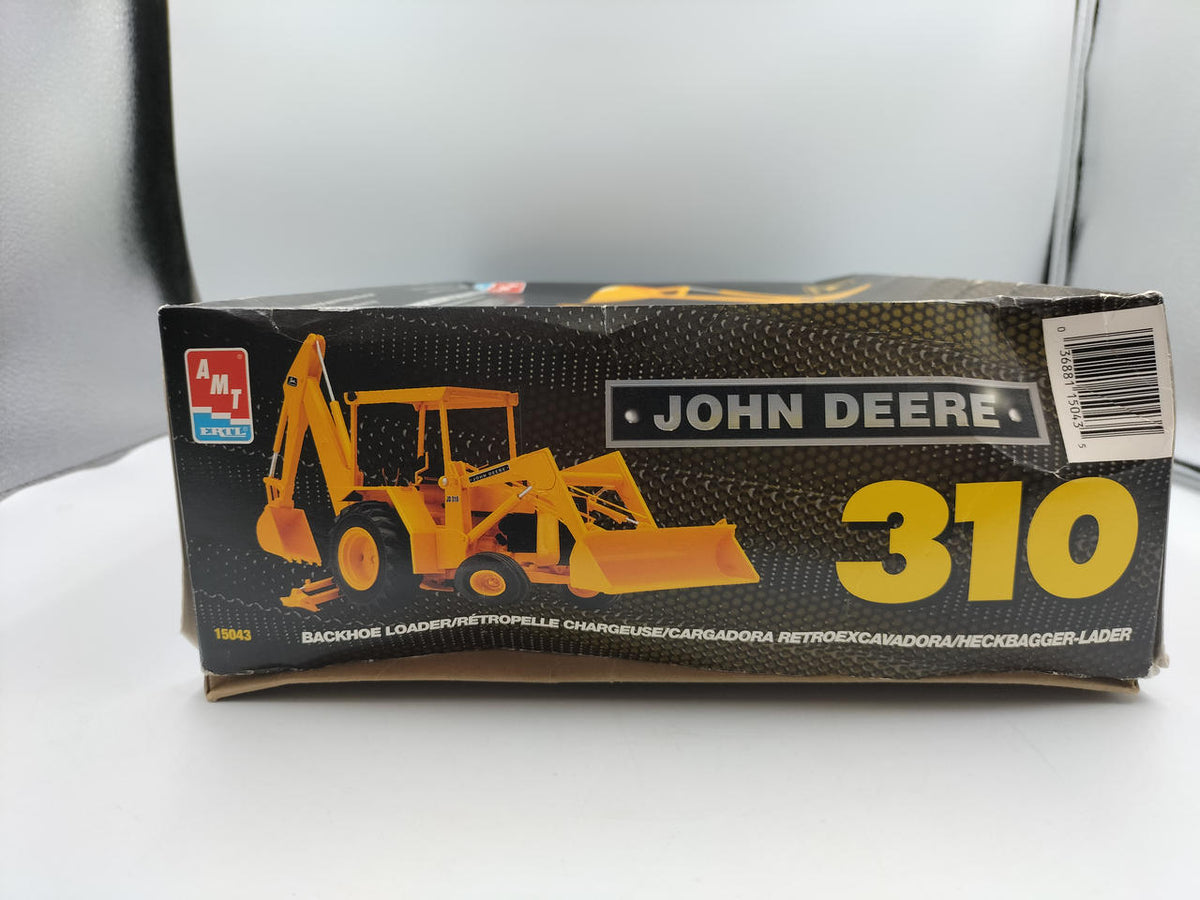 AMT ERTL 1/25 scale plastic model JOHN DEERE 310 - Banzai Thrifting | BanzaiHobby