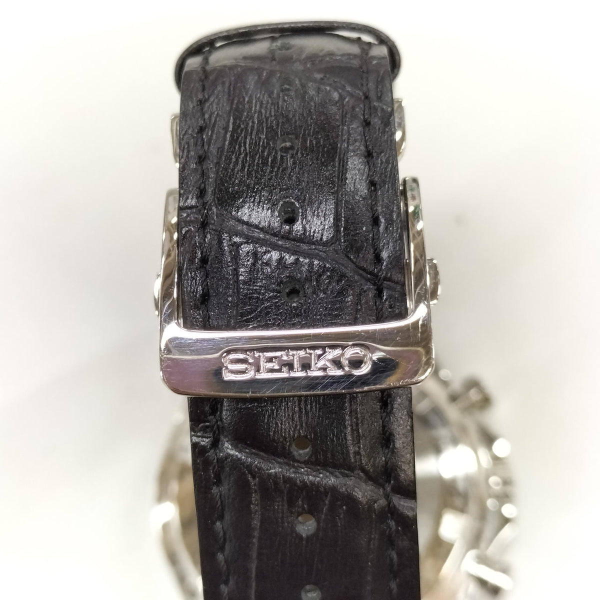 SEIKO Quartz Chronograph Wristwatch 8T63-00D0 - Banzai Thrifting | BanzaiHobby