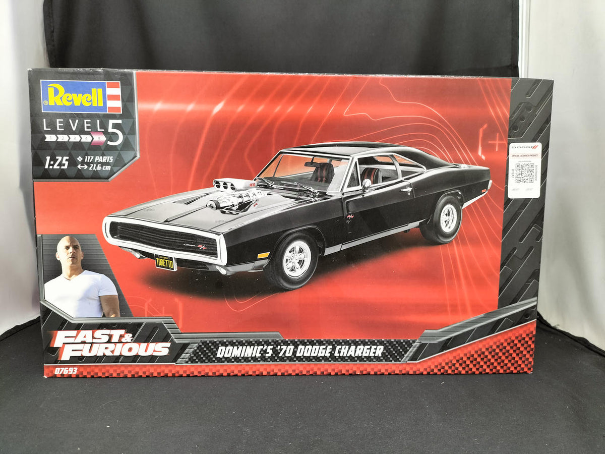 REVELL 1/25 1970 Dodge Charger "Dominic" Fast & Furious - Banzai Thrifting | BanzaiHobby