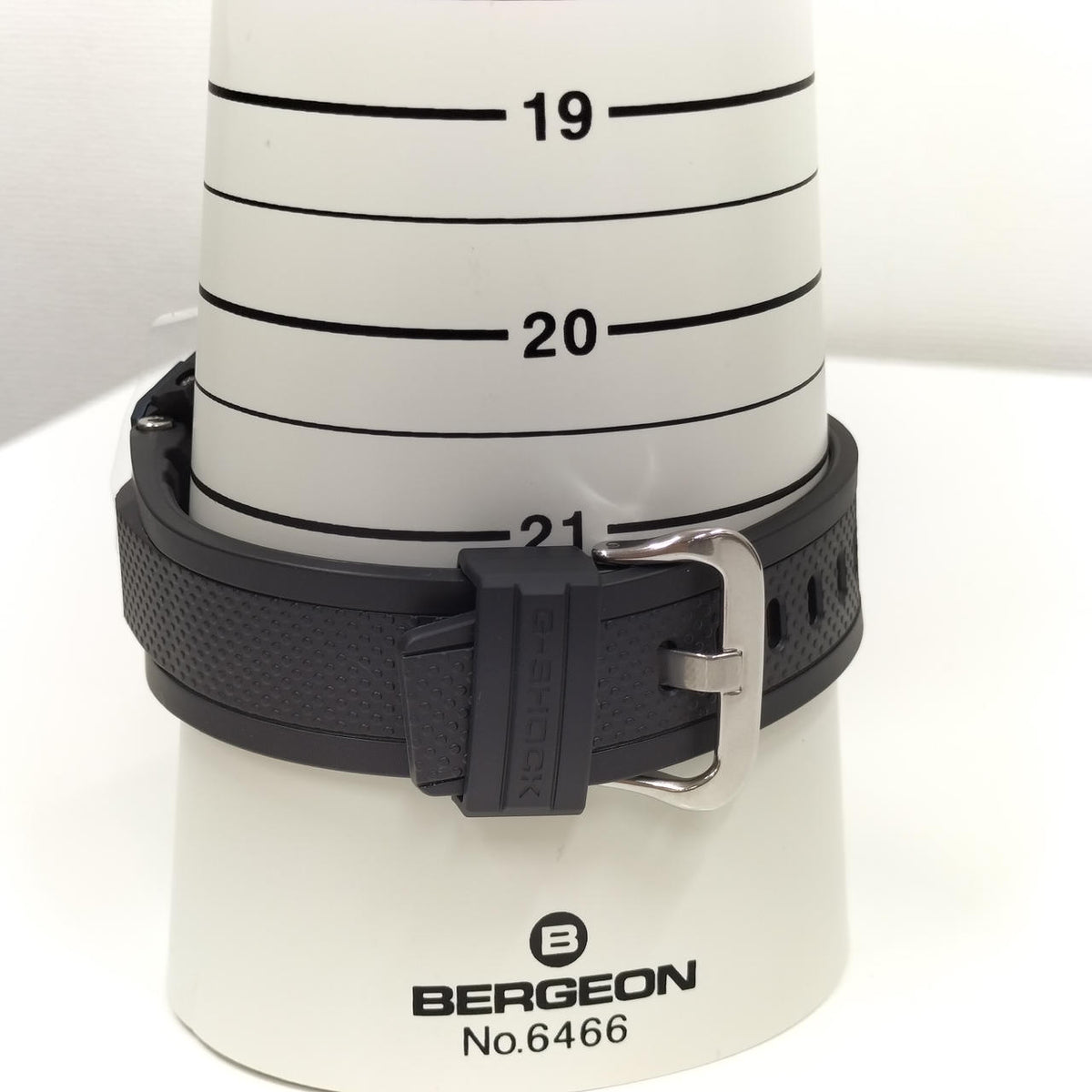 CASIO G-SHOCK Radio-Controlled Solar Wristwatch GST-W300G 5524 - Banzai Thrifting | BanzaiHobby