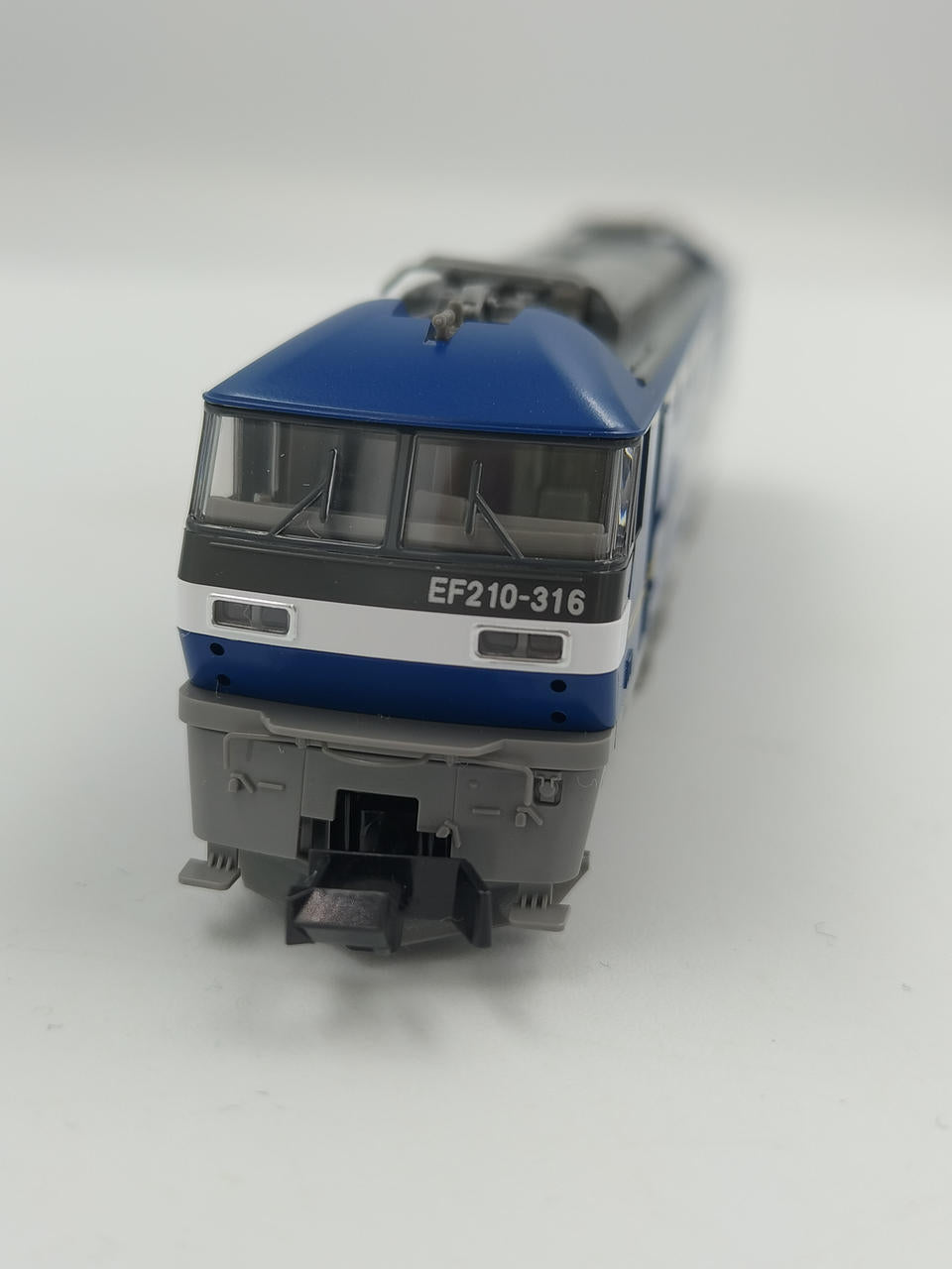 TOMIX N Gauge JR EF210 Class 300 Electric Locomotive (Momotaro Wrapping) - Banzai Thrifting | BanzaiHobby