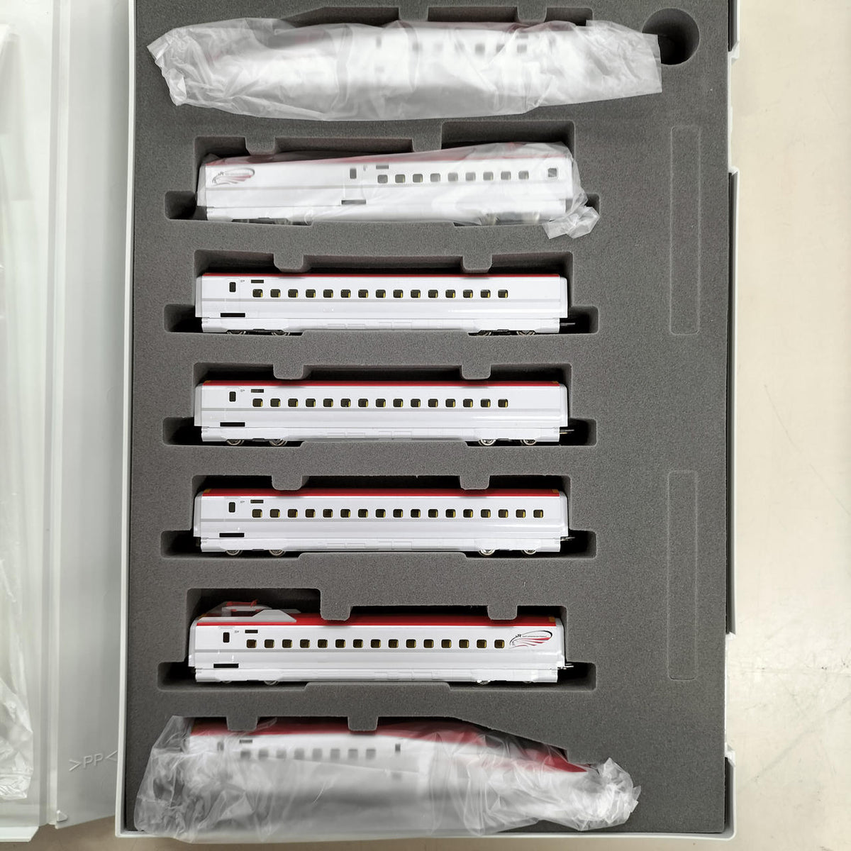 TOMIX N Gauge Train Shinkansen JRE Series 6 Akita Shinkansen (Super Komachi) Basic Expansion Set - Banzai Thrifting | BanzaiHobby