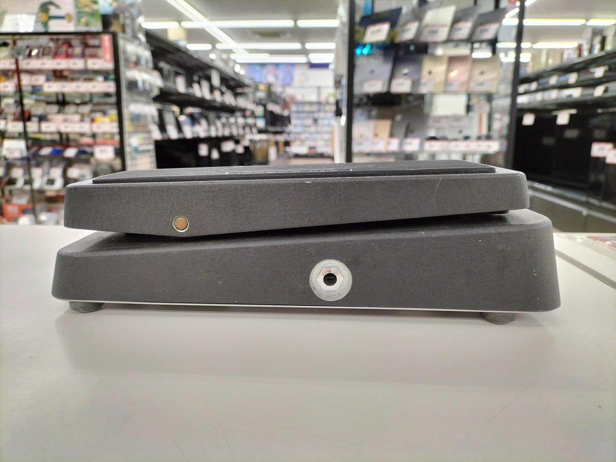 CRYBABY Wah Pedal GCB-95 - Banzai Thrifting | BanzaiHobby