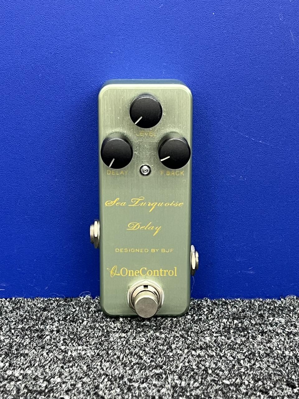 ONECONTROL Effects pedal: SEA TURQUOISE DELAY – BanzaiHobby