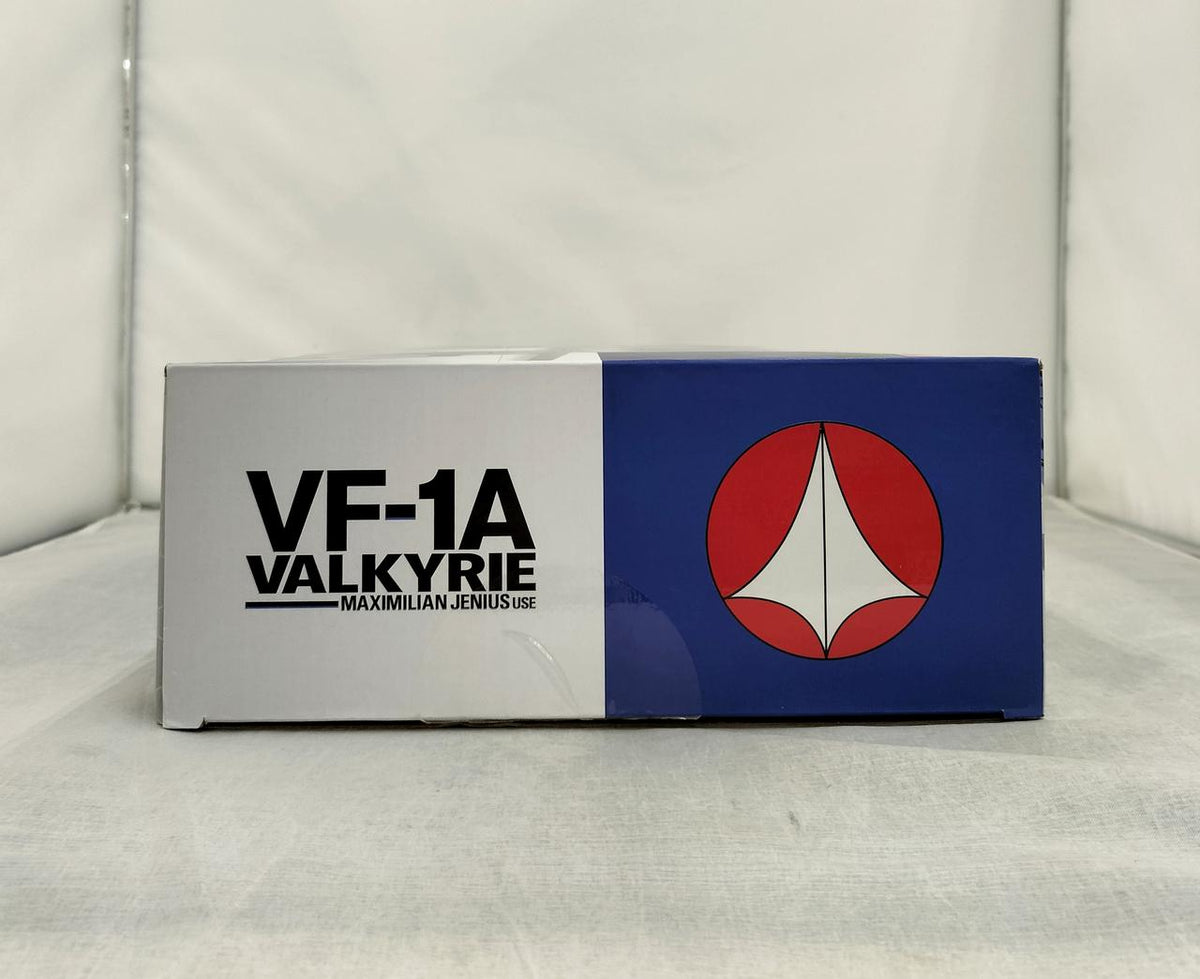 Bandai Spirits DX Chogokin Macross VF-1A Valkyrie