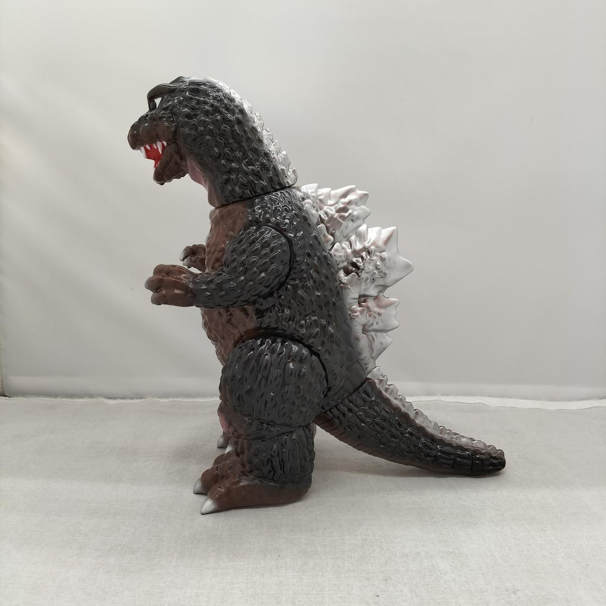 Safe Deposit Soft Vinyl Godzilla (Brown)