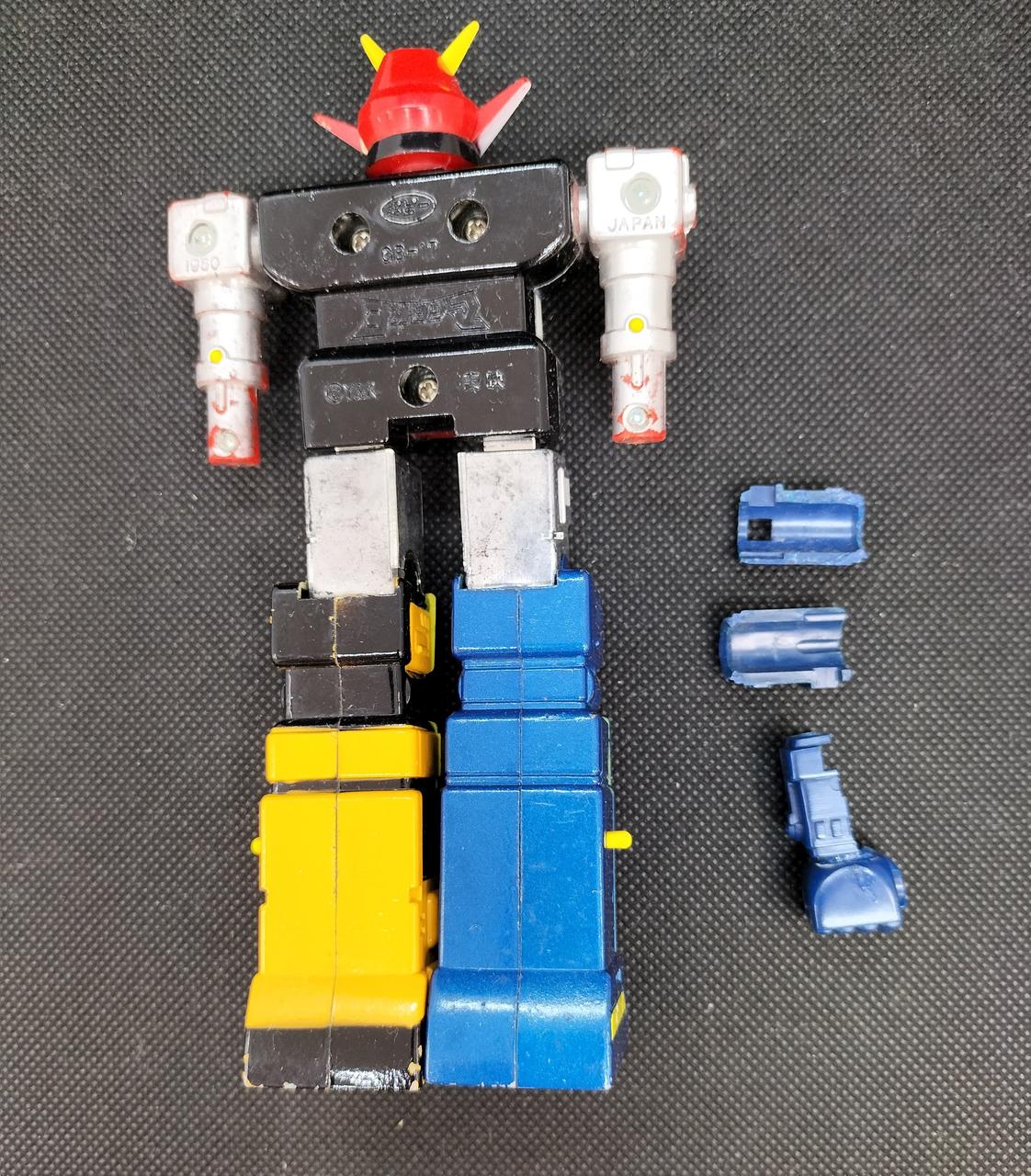 Poppy Chogokin Space Emperor God Sigma GB-17
