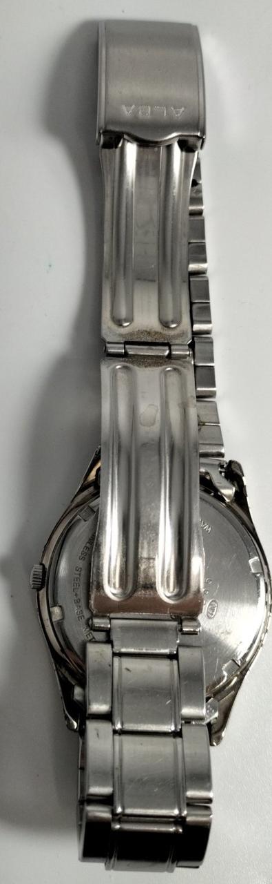 SEIKO Quartz V732-0J70
