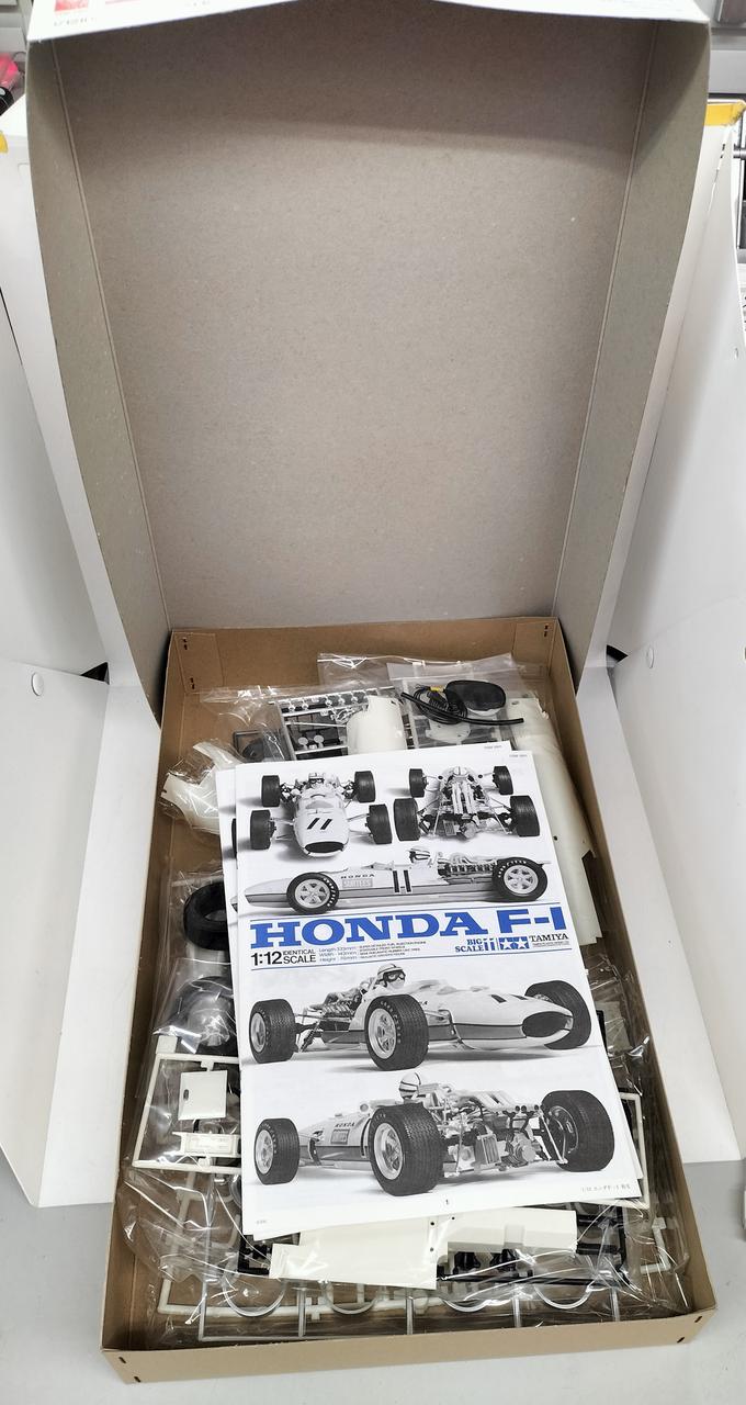 Tamiya 1/12 Honda F-1 - Banzai Thrifting | BanzaiHobby