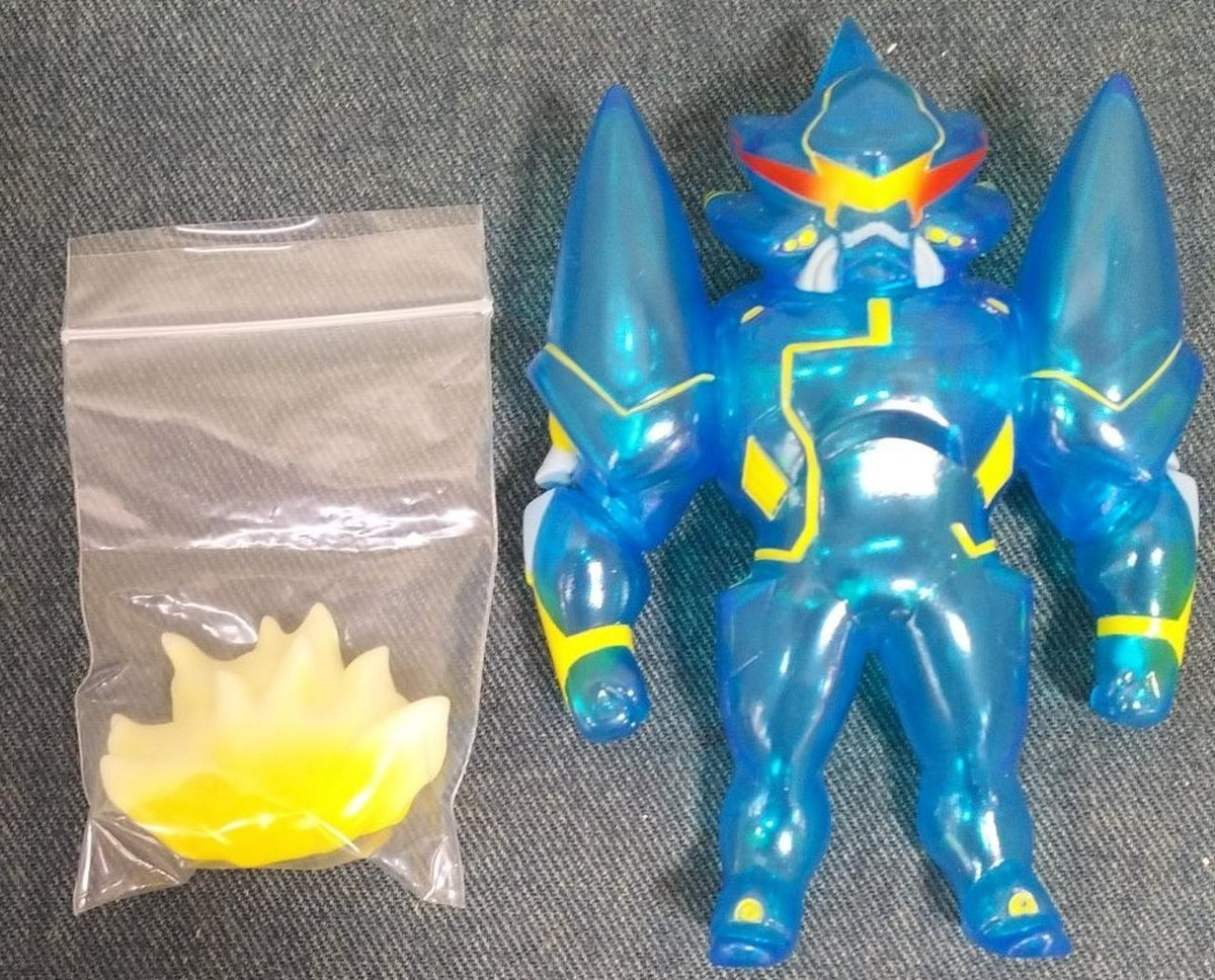 MAX TOY Alexis Keliv Soft Vinyl - MAX TOY Banzai Hobby