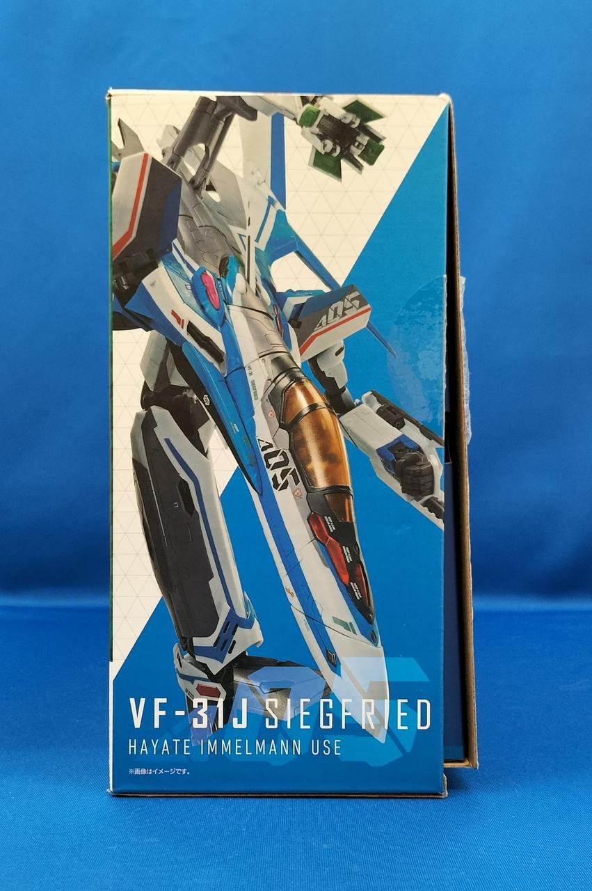BANDAI DX Chogokin VF-1J Siegfried Hayate Immelmann's Unit