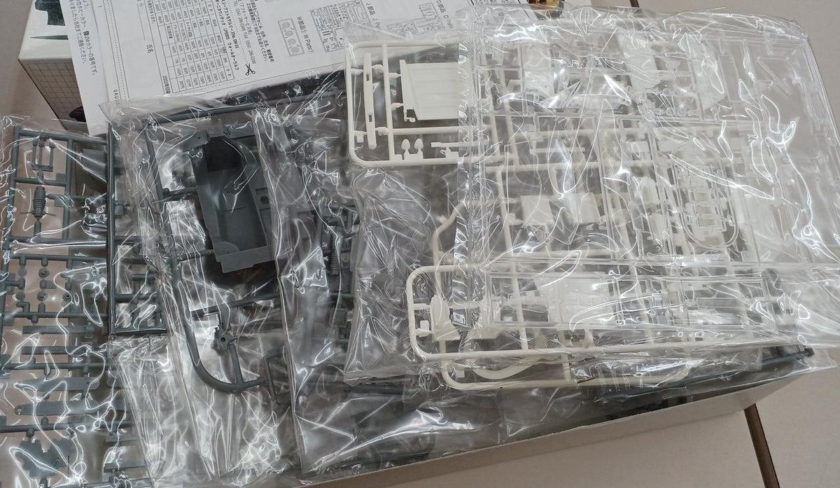 Fujimi Model EM33 Countach LP500S Walter Wolf Enthusiast Series NO.33 - Banzai Thrifting | BanzaiHobby