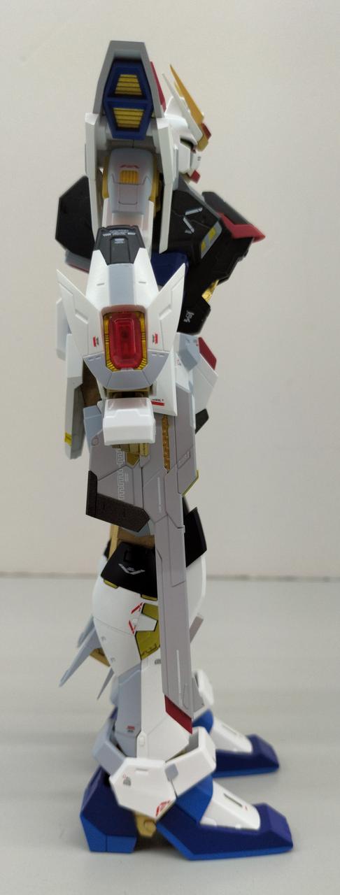 BANDAI Chogokin Mighty Strike Freedom Gundam