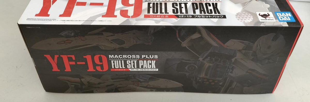 Bandai DX Chogokin YF-19 Full Set Pack YF-19