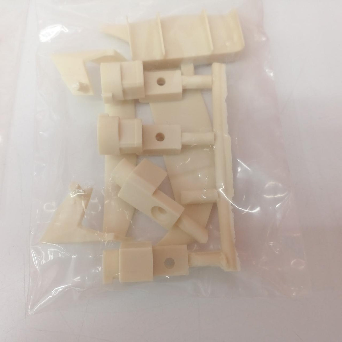HOBBY DESIGN 1/24 Resin Kit 35GT-RR - Banzai Thrifting | BanzaiHobby