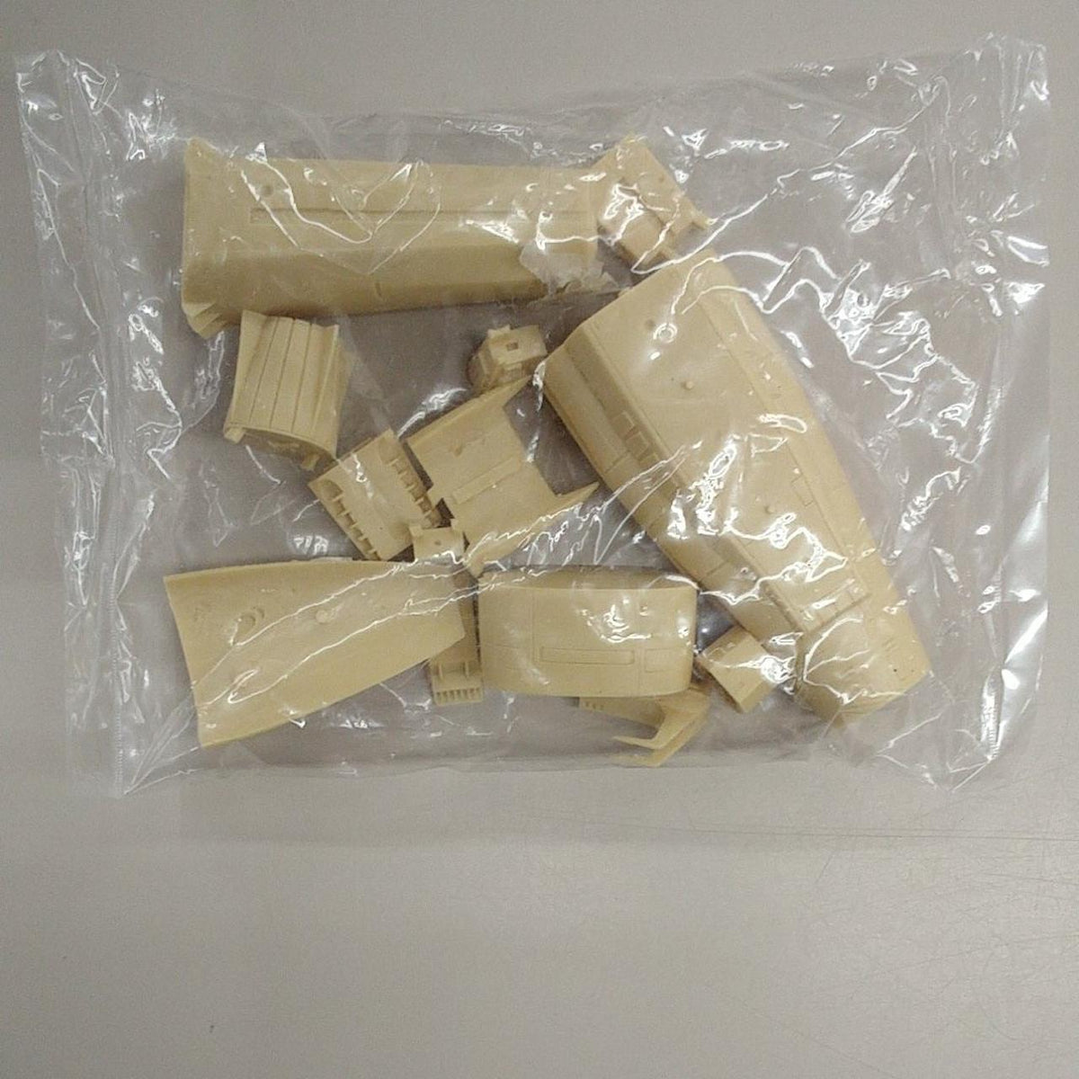 Ndoparaya Plastic Model Main Battleship Garage Kit - Banzai Thrifting | BanzaiHobby