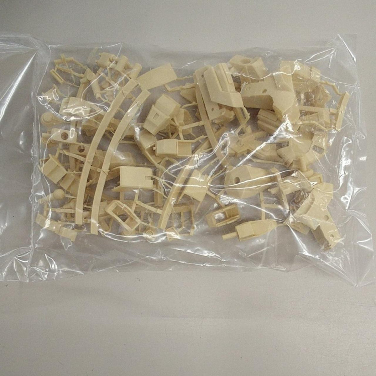 Ndoparaya Plastic Model 1/144 Barzam Garage Kit - Banzai Thrifting | BanzaiHobby