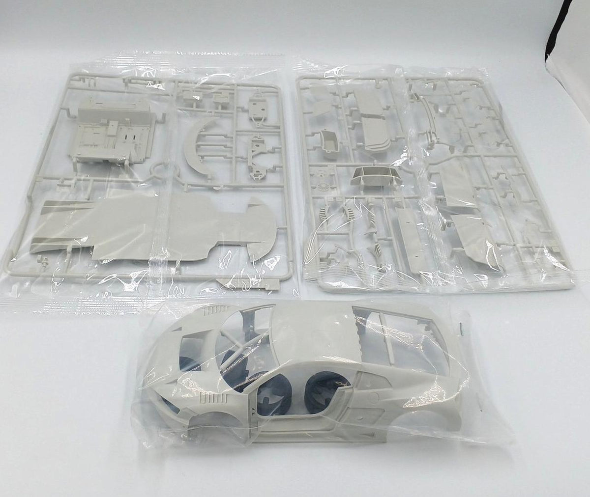 MENG MODEL 1/24 CAR SERIES MCS-08 AUDI R8 LMS GT3 EVA R - Banzai Thrifting | BanzaiHobby