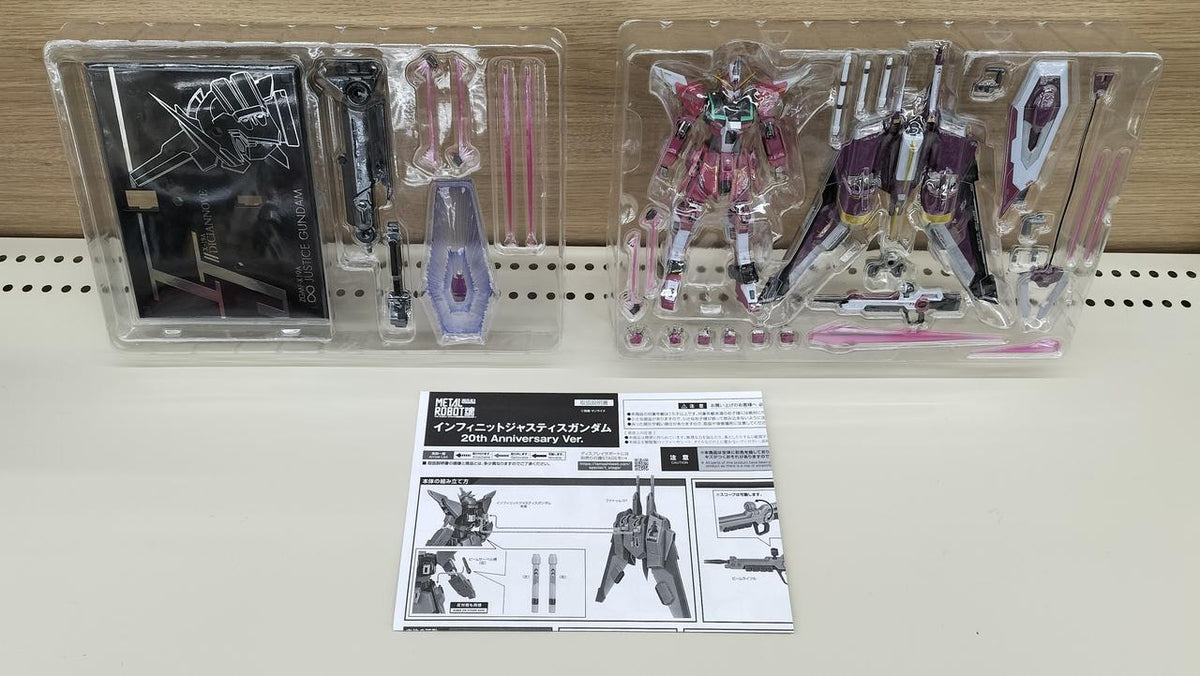 BANDAI Chogokin Infinite Justice Gundam
