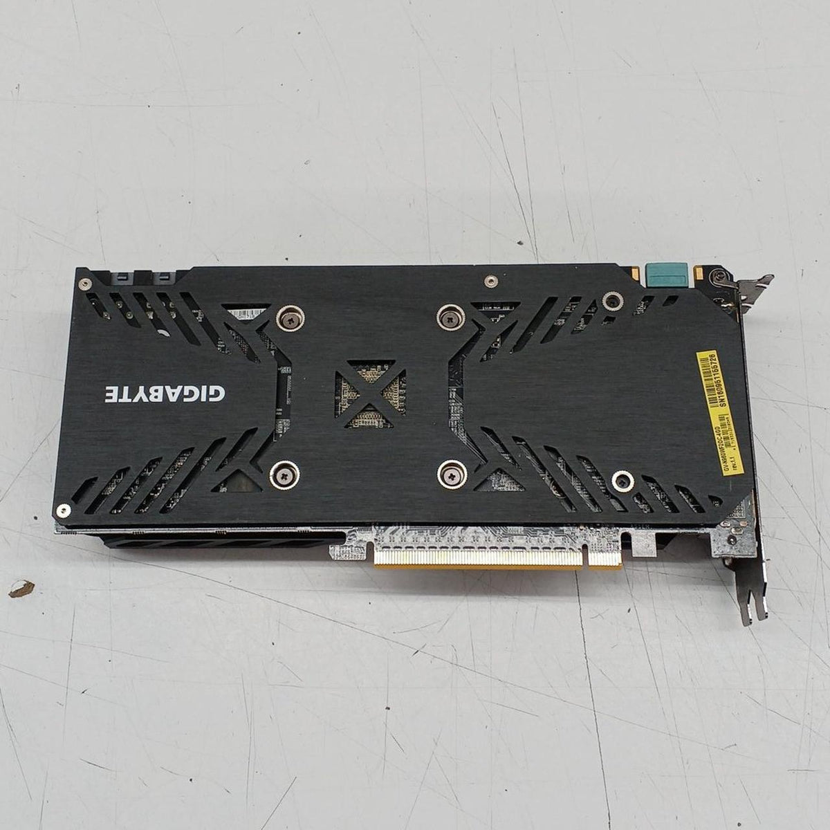 GIGABYTE Graphics Board: GEFORCE GTX960
