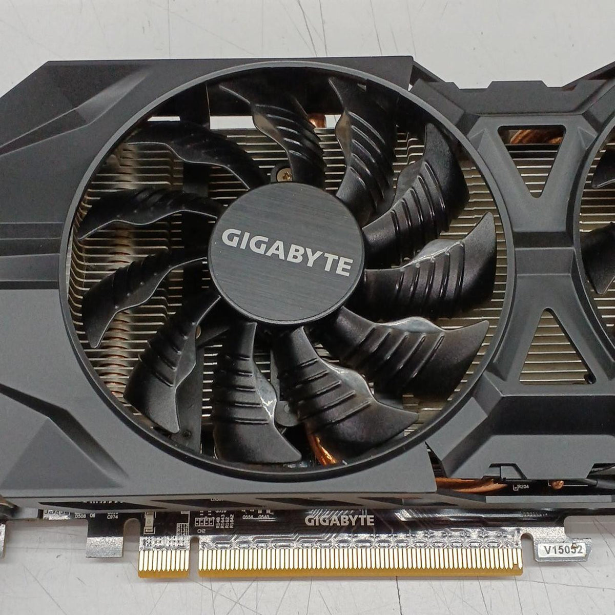 GIGABYTE Graphics Board: GEFORCE GTX960