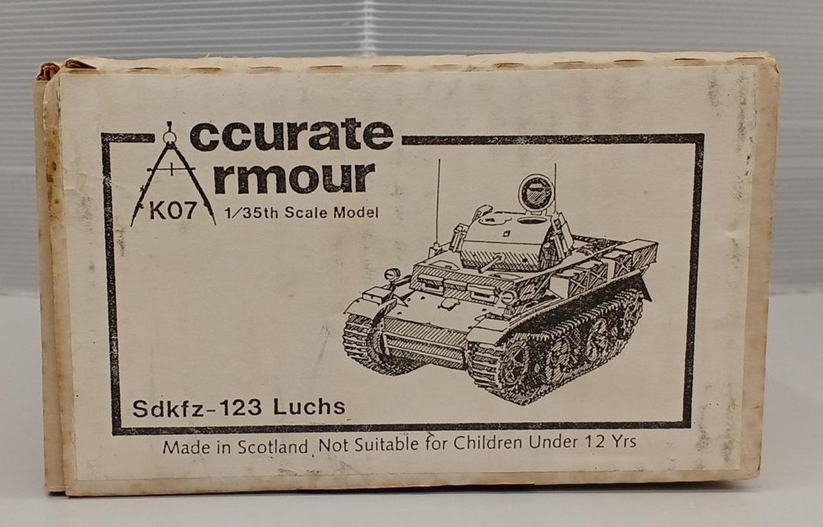 ACCURATE ARMOUR SDKFZ-123 1/35 Tank - Banzai Thrifting | BanzaiHobby