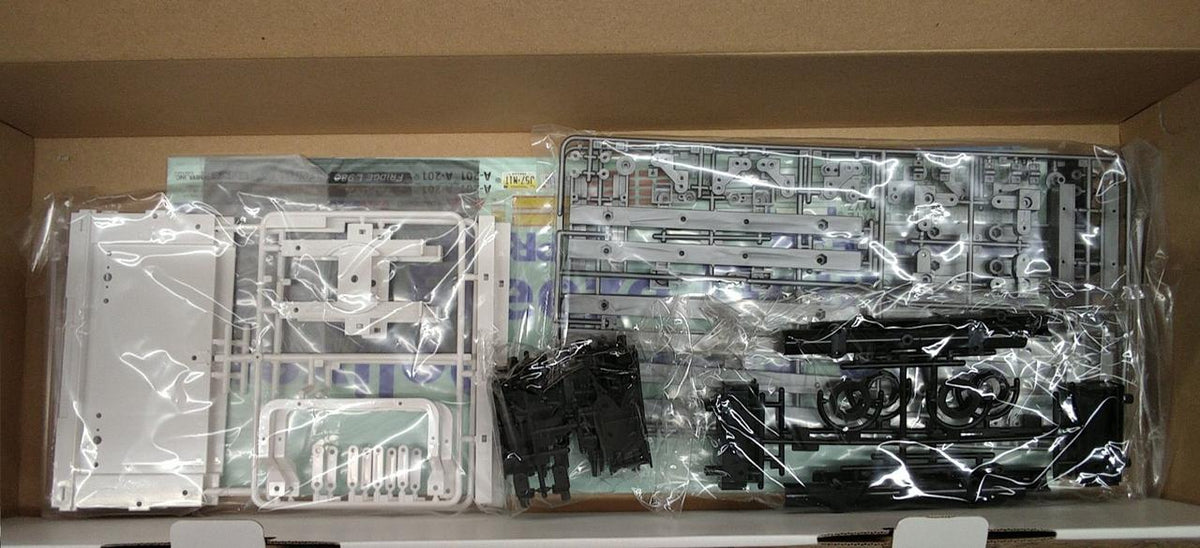 Tamiya 3-Axle Reefer Semi-Trailer for Trailer Trucks - Banzai Thrifting | BanzaiHobby