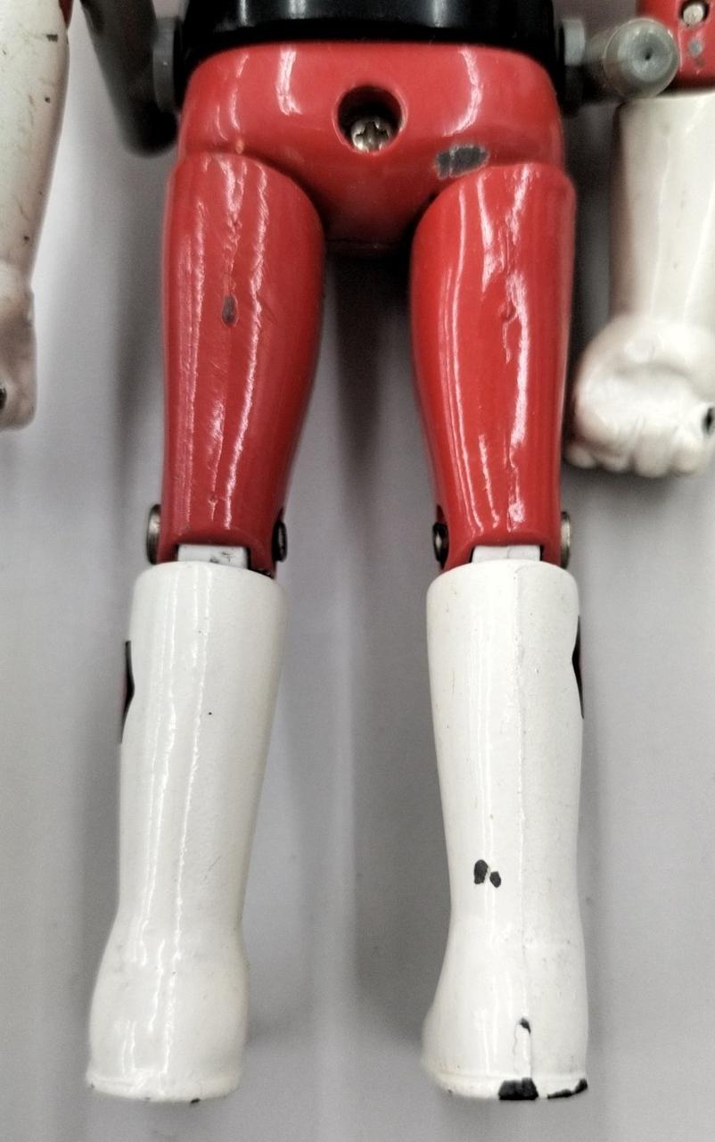 Poppy Chogokin Akaranger 'Secret Squadron Gorenger'
