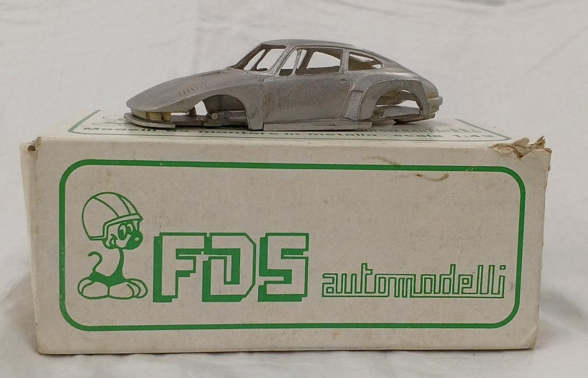 F.D.S AUTOMODELLI 1/43 Metal Kit PORSCHE 935 1976 - Banzai Thrifting | BanzaiHobby