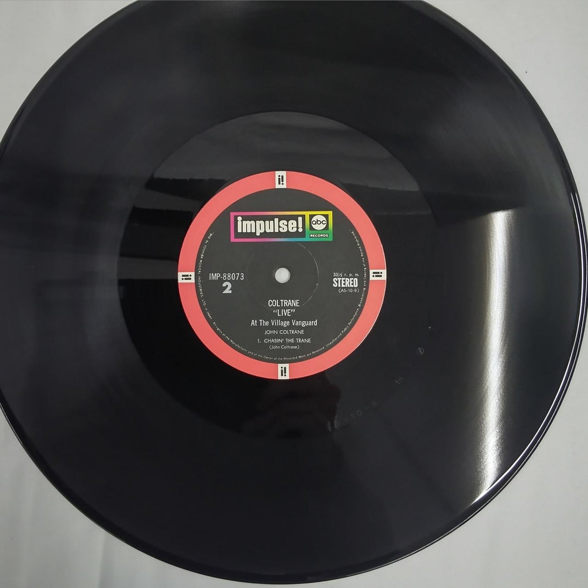 IMPULSE! RECORDS 【VG】 COLTRANE/"LIVE"AT THE VILL IMP-88073