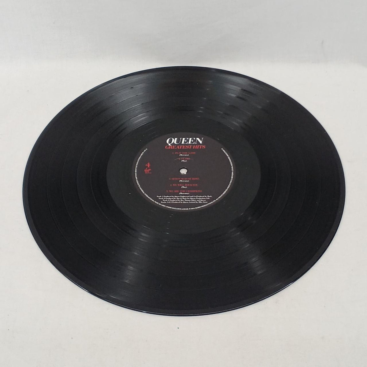 VIRGIN EMI RECORDS 2LP QUEEN GREATEST HITS 0602557048